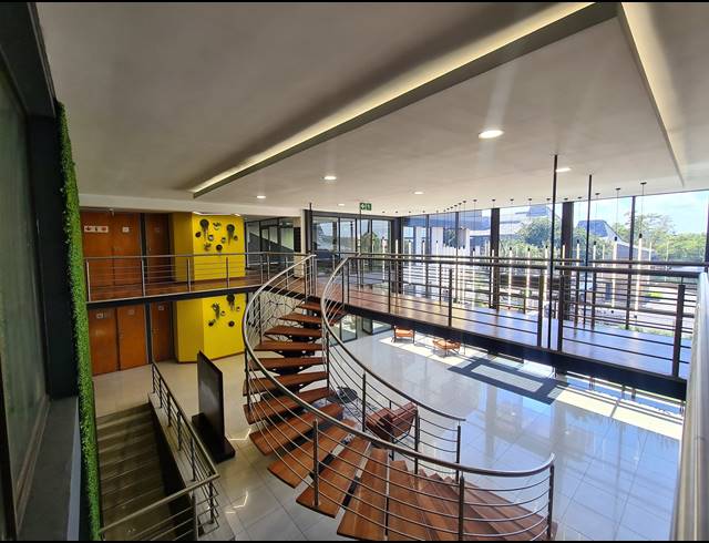 277M² OFFICE TO LET IN HURLINGHAM